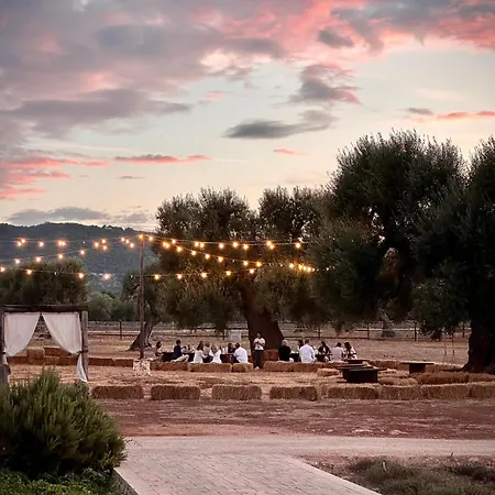 Masseria Salamina Country house *